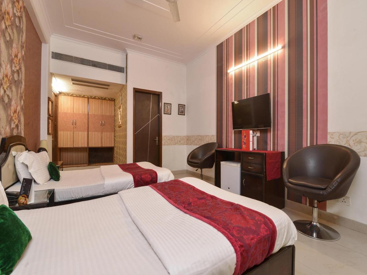 Oyo 11291 Hotel Atlantis Gurgaon Exterior photo